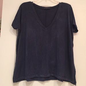 Brandy Melville Tshirt